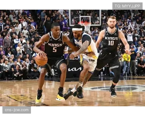 国王队小萨博尼斯场均三双背后的战术支撑:迈克·布朗的进攻体系