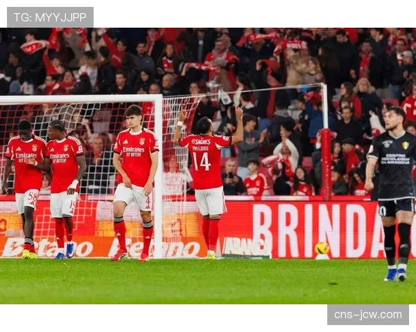 球员评分:谁是富勒姆爆冷逼平曼联一役中的全场最佳? 球员评分:谁是富勒姆爆冷逼平曼联一役中的全场最佳?